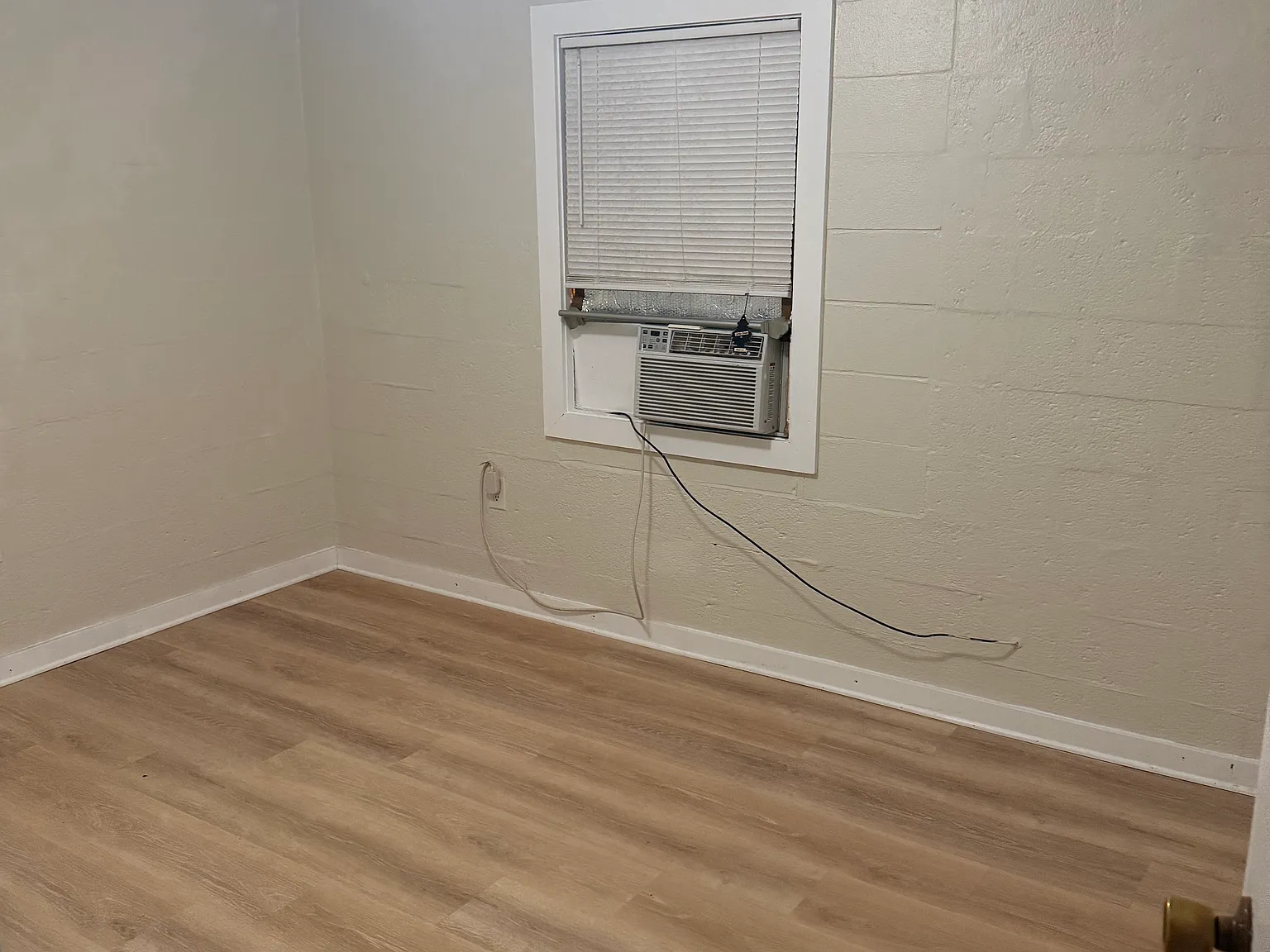 2 bed, 600 sqft, $1,100 — Photo 2