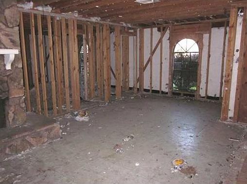 4th image of 63-67 Westpark Ct
