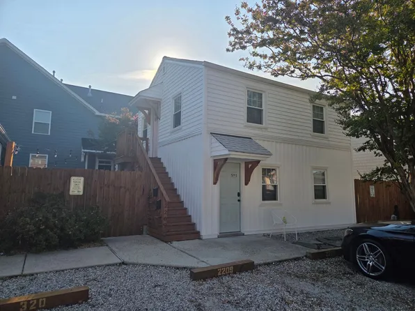 2209 Arctic Ave #2, Virginia Beach, VA 23451