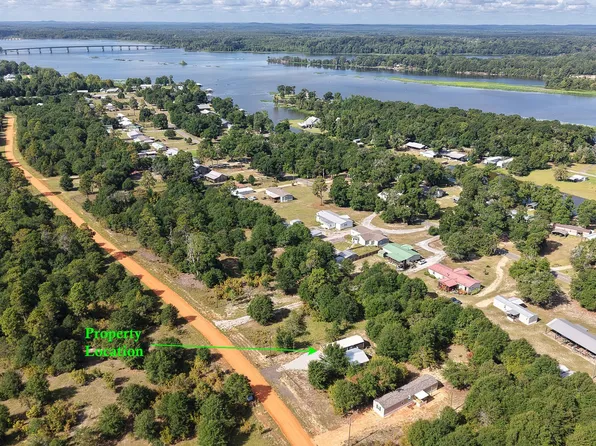 843 Deer Loop, Camden, AL 36726