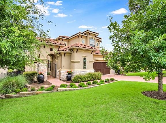 3rd image of 308 Indianwood Dr