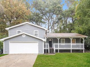 2476 Red Barn Rd SW, Marietta, GA 30064