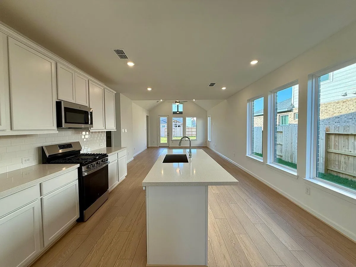 Building Photo - 22142 Ingham Bluff Ln