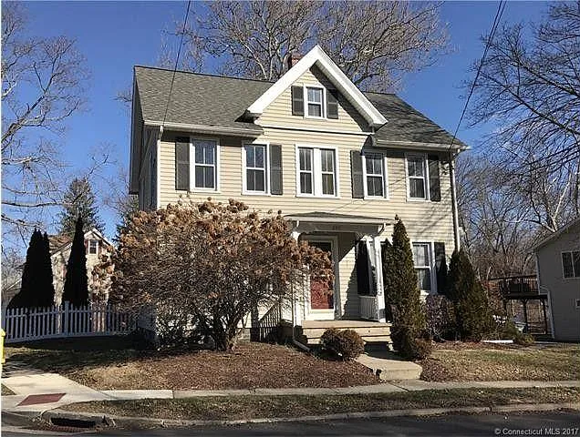 290 W Main St — Photo 37