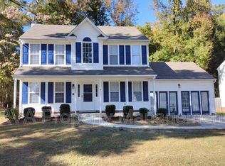 3902 Birdbrook Dr S, Colonial Heights, VA 23834