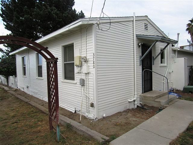 1st image of 3780 E Vineyard Ave
