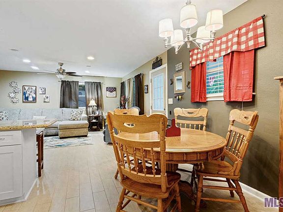 5th image of 7470 Lynda Lee Dr