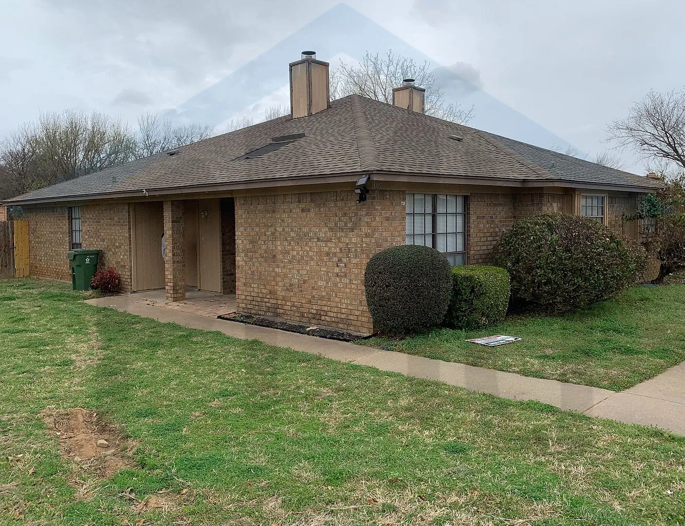 Coming Soon! Cozy 2 Bedroom 2 Bath In Mansfield — Photo 1