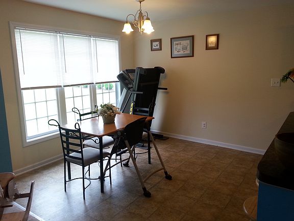 Sunny breakfast nook
