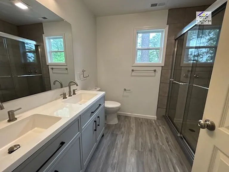 273 Brewster Dr — Photo 10