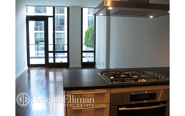 Rented by Douglas Elliman | media 68