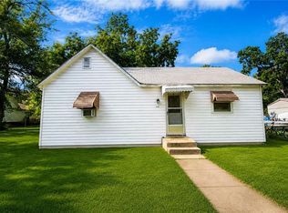 210 W 7th St, Erie, KS 66733