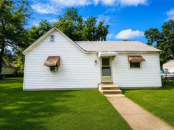 210 W 7th St, Erie, KS 66733