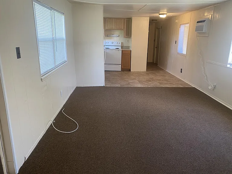 2220 Christy Ln — Photo 11
