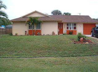1082 SW Longfellow Rd, Port Saint Lucie, FL 34953