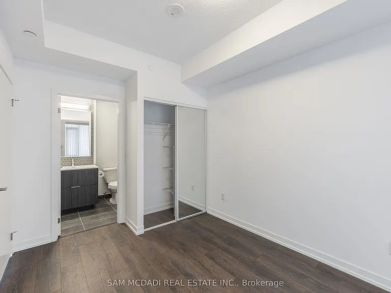 2520 Eglinton Ave W #1714 — Photo 13