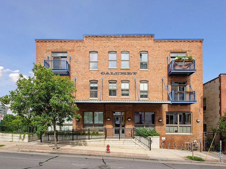 127 5th St NE #G04 — Photo 23
