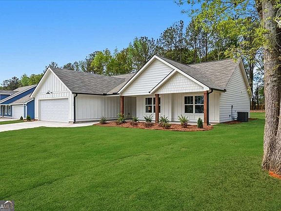 4th image of 166 Rachel Ln