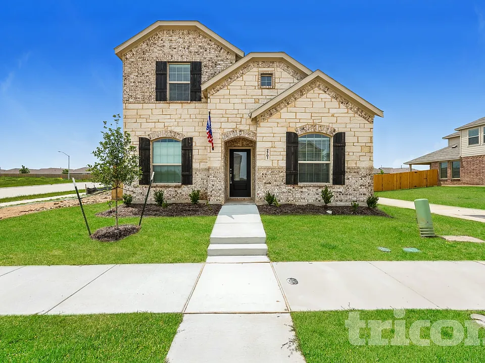 2701 Brushy Lake Dr