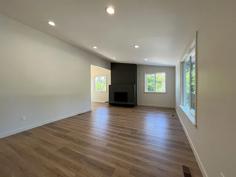 5121 SE 136th Ave — Photo 7