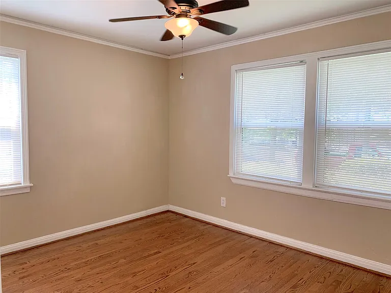 307 Avondale St #1 — Photo 19