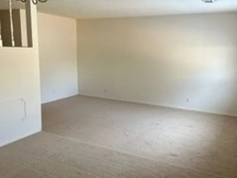 11317 Baja Dr NE — Photo 4