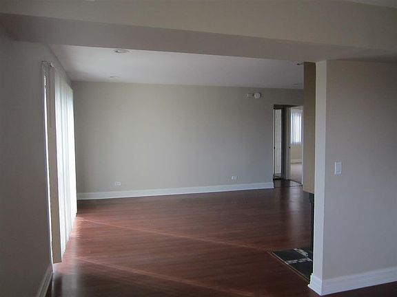 3rd image of 2000 Bayside Dr Unit 301