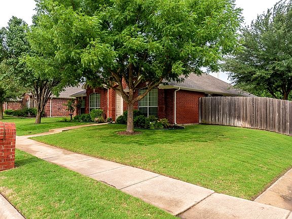 2nd image of 2111 Garrison Dr