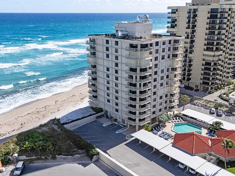 5480 N Ocean Dr #A1D — Photo 23