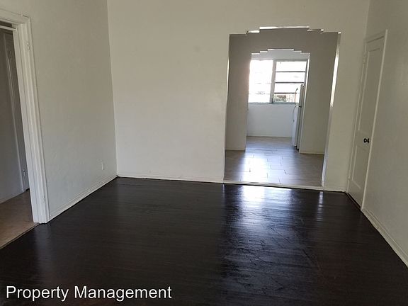 2nd image of 729 Lenox Ave APT 9