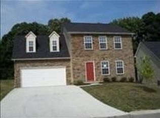 1235 Swan Pond Ln, Knoxville, TN 37914