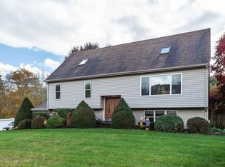 135 Decota Dr, Stoughton, MA 02072