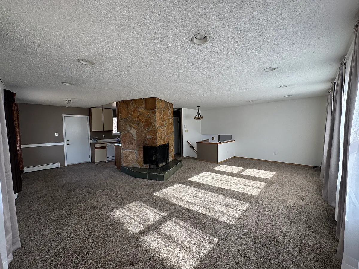 Building Photo - 4803 Buckingham Way