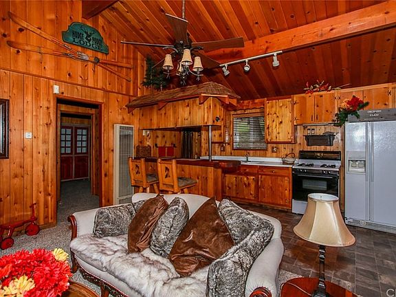 5th image of 1163 Teton Dr