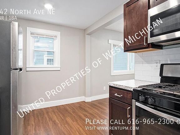 2nd image of 742 North Ave NE