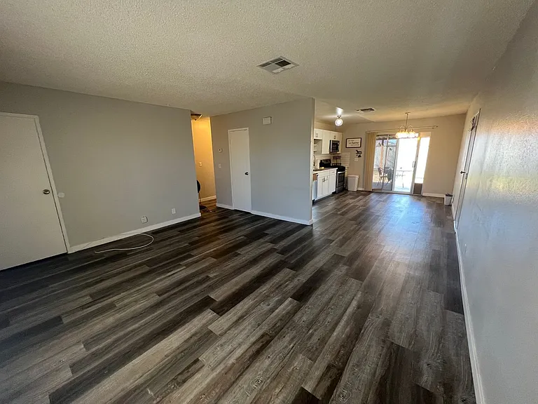 231 Fullerton Ave — Photo 3