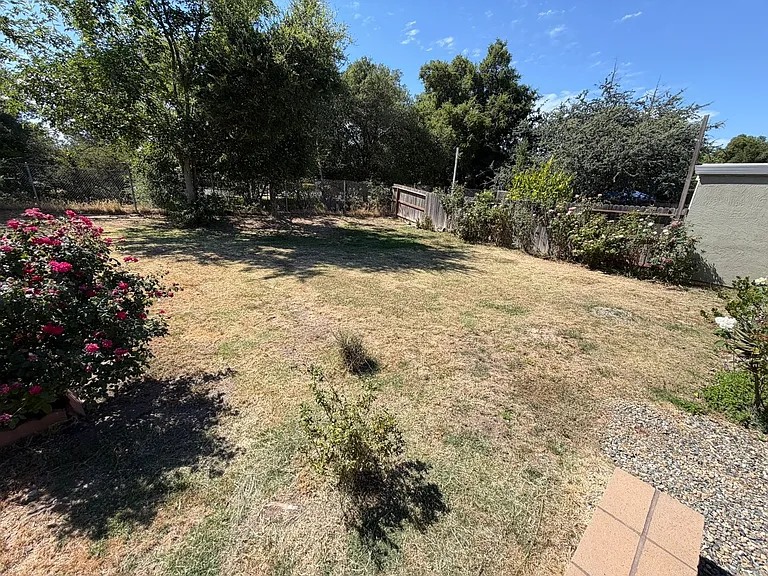 5061 Shell St — Photo 23