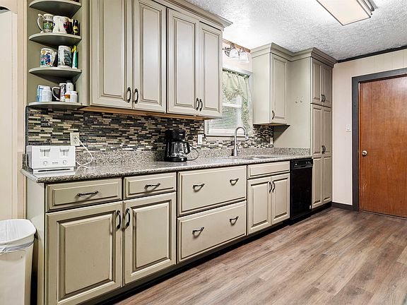 2nd image of 12575 North Cres #2127