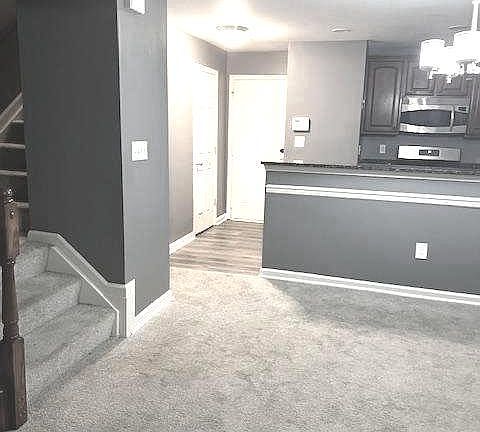 4th image of 923 Pine Forest Ln #2011