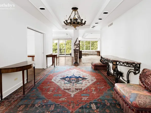 857 5th Avenue image 11 of 21