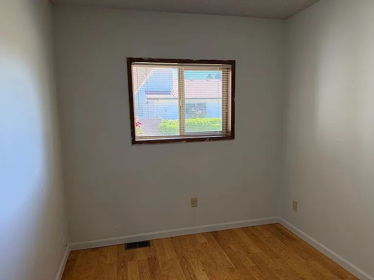 1422 Lawnridge Ave — Photo 40
