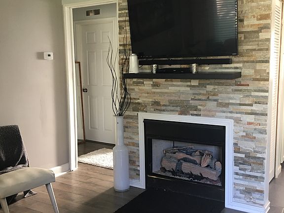 4th image of 7623 Floral St