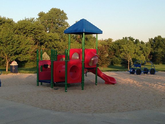Neighborhood park at the bottom of the street!