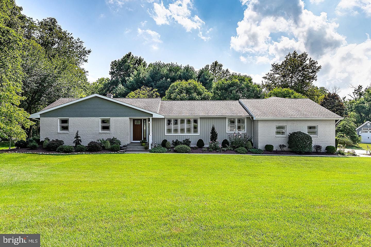 5 Hedgerow Ln, Pilesgrove, NJ 08098 Zillow