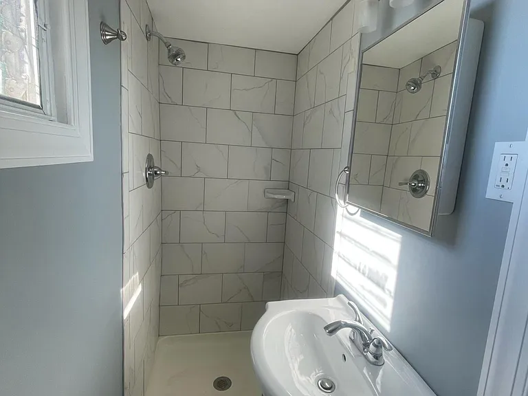 266 Shelmire St #8 — Photo 26