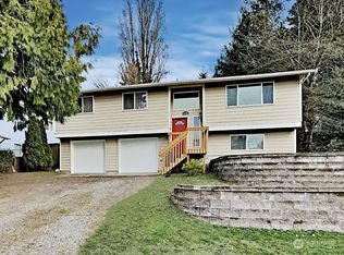 9426 7th Ave SW, Seattle, WA 98106