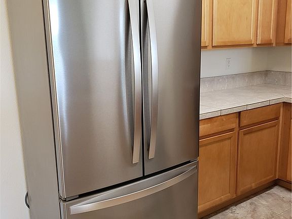 3rd image of 10011 186th St E Unit 338