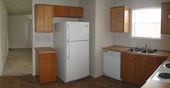 4th image of 1002 Taylor St APT D