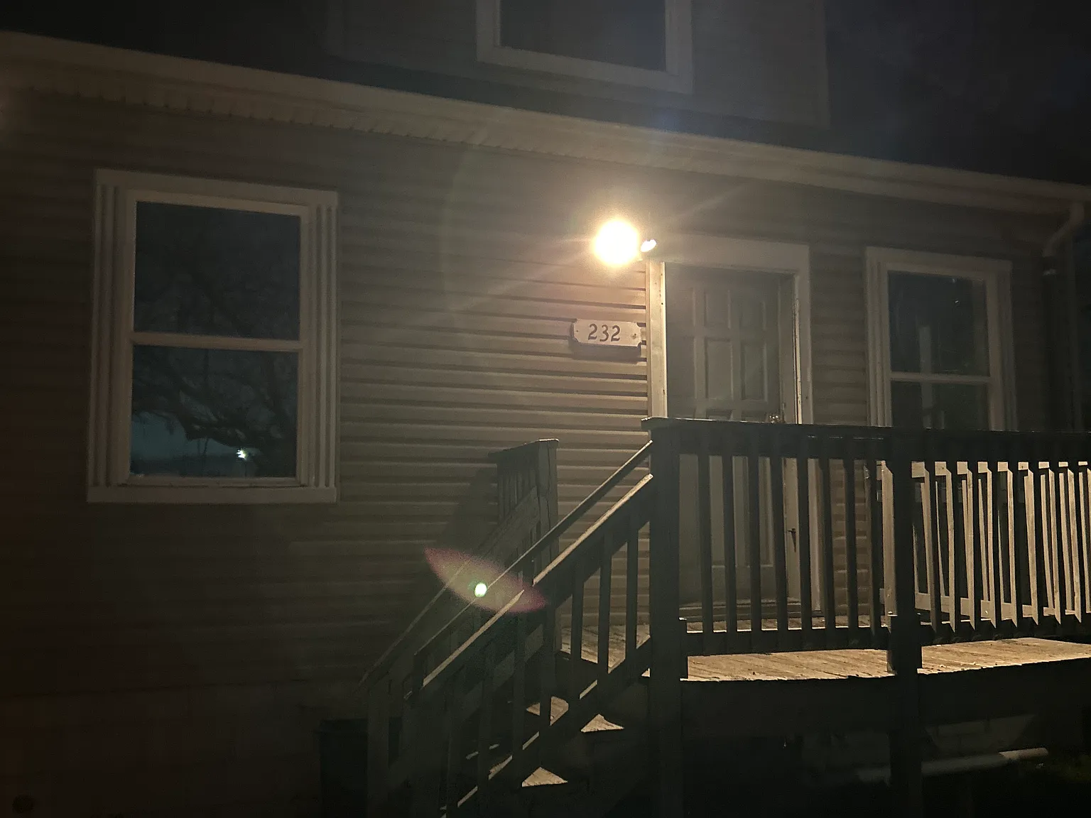 4 bed, 961 sqft, $1,550 — Photo 1