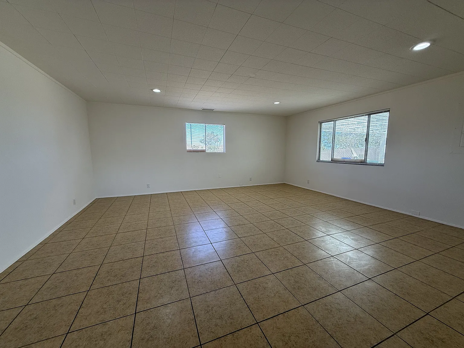 7428 Lucerne Vista Avenue - B — Photo 3